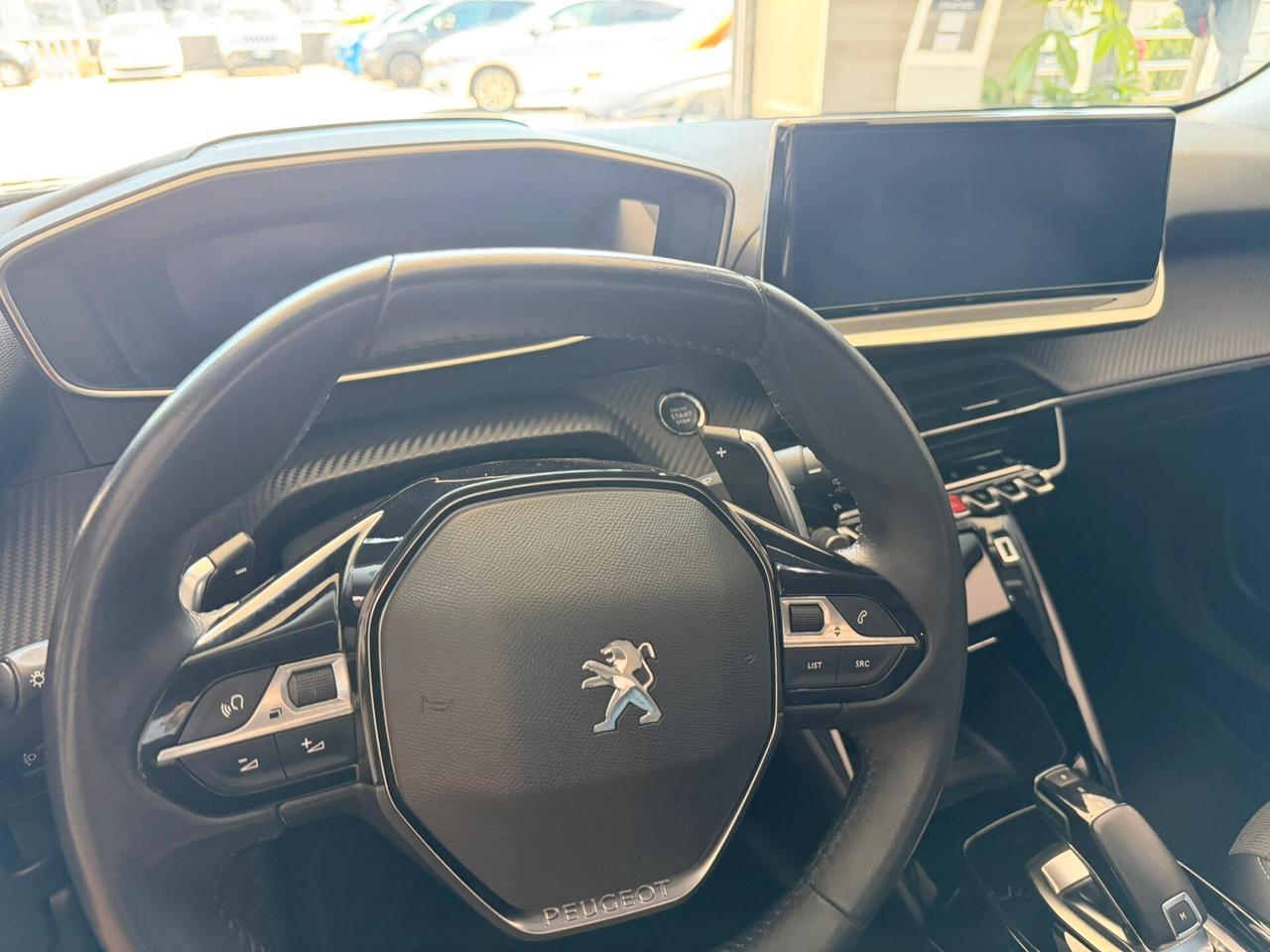Peugeot 2008 BlueHDi 130 S&S EAT8 Allure Pack