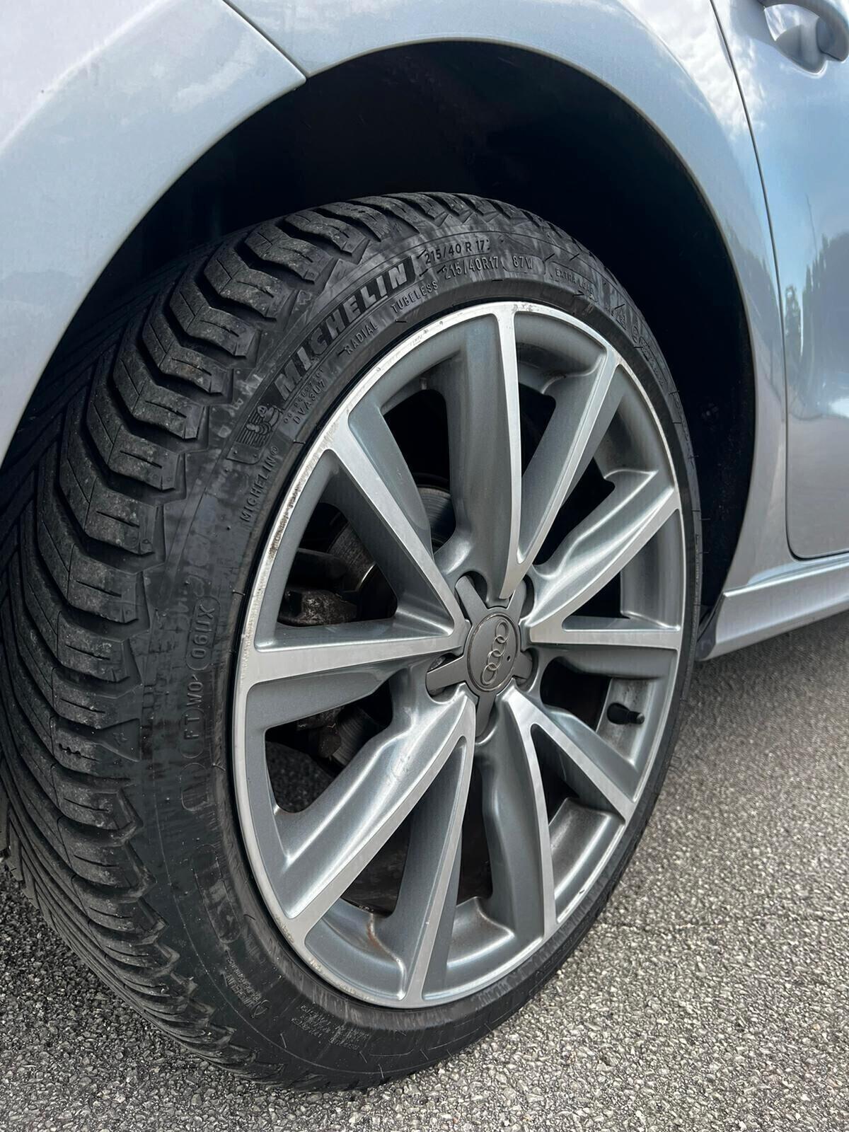 Audi A1 1.6 TDI S line edition plus