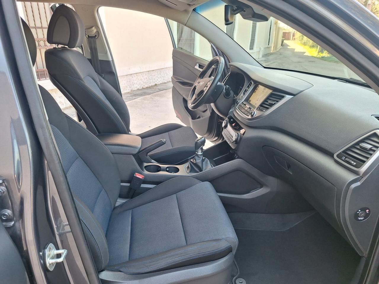 Hyundai Tucson 1.7 crdi X POSSIBLE NAVI CAMERA 2018