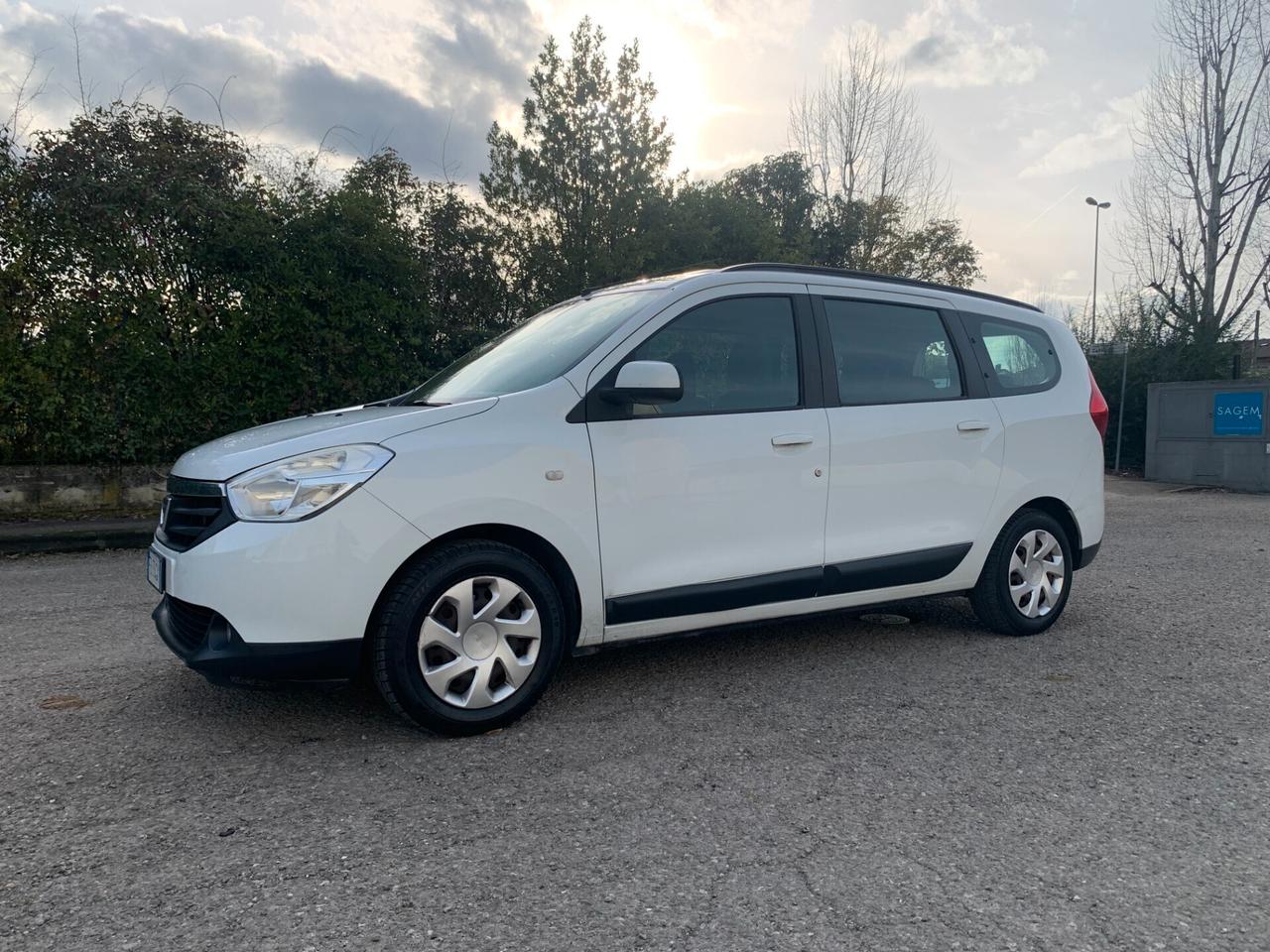 Dacia Lodgy 1.5 dCi 7 POSTI EURO 6