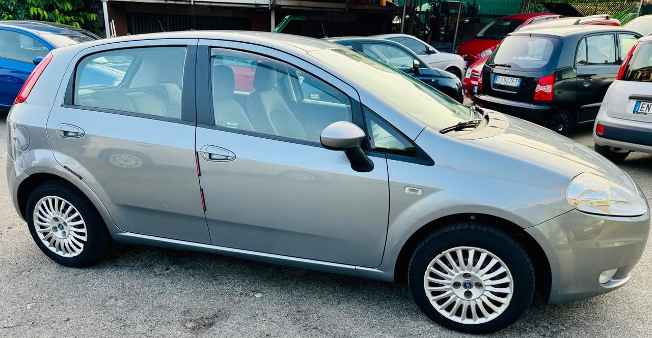 Fiat Grande Punto Grande Punto 1.3 MJT 75 CV 5 porte Dynamic