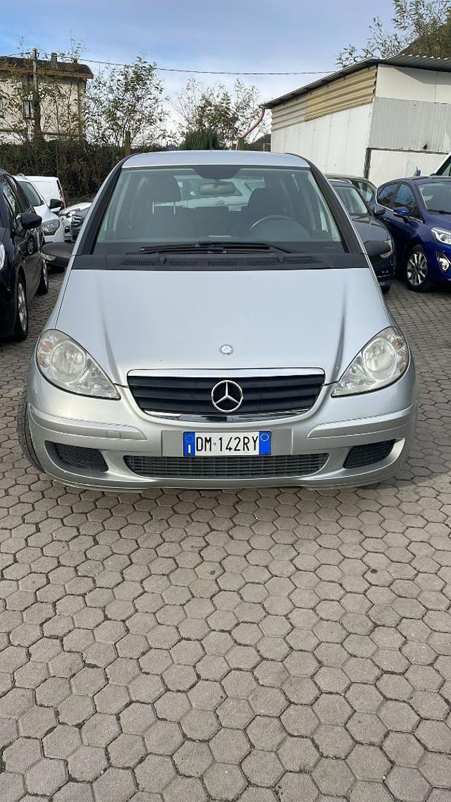 MERCEDES-BENZ A 180 CDI