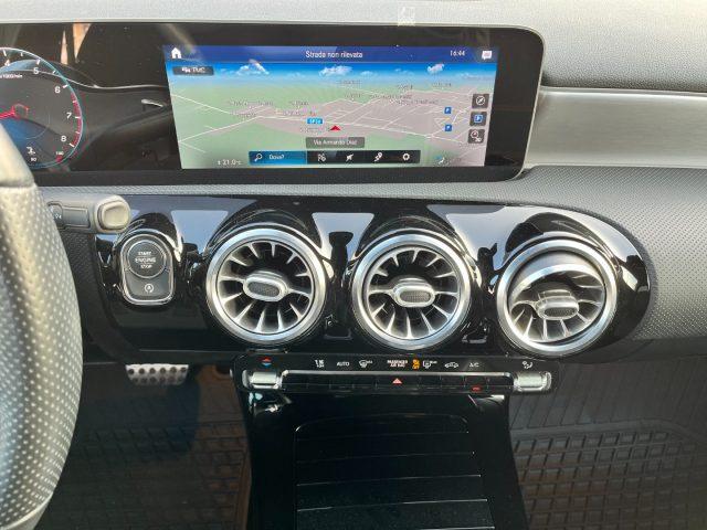 MERCEDES-BENZ A 200 Automatic Premium AMG Sedan