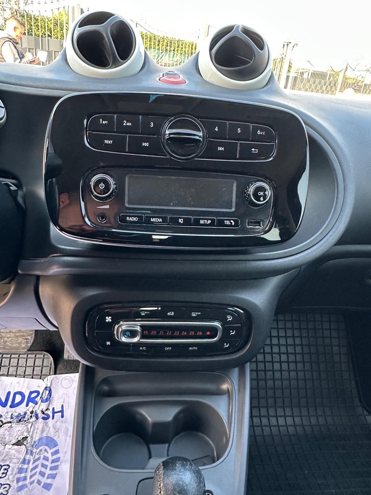 Smart ForFour 70CV 1.0 Twinamic Passion Anno 2019