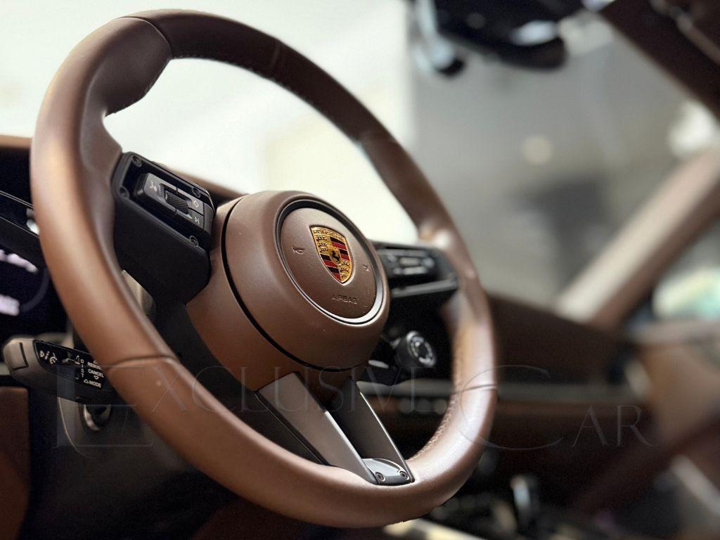 PORSCHE - 992 TARGA ARES DESIGN