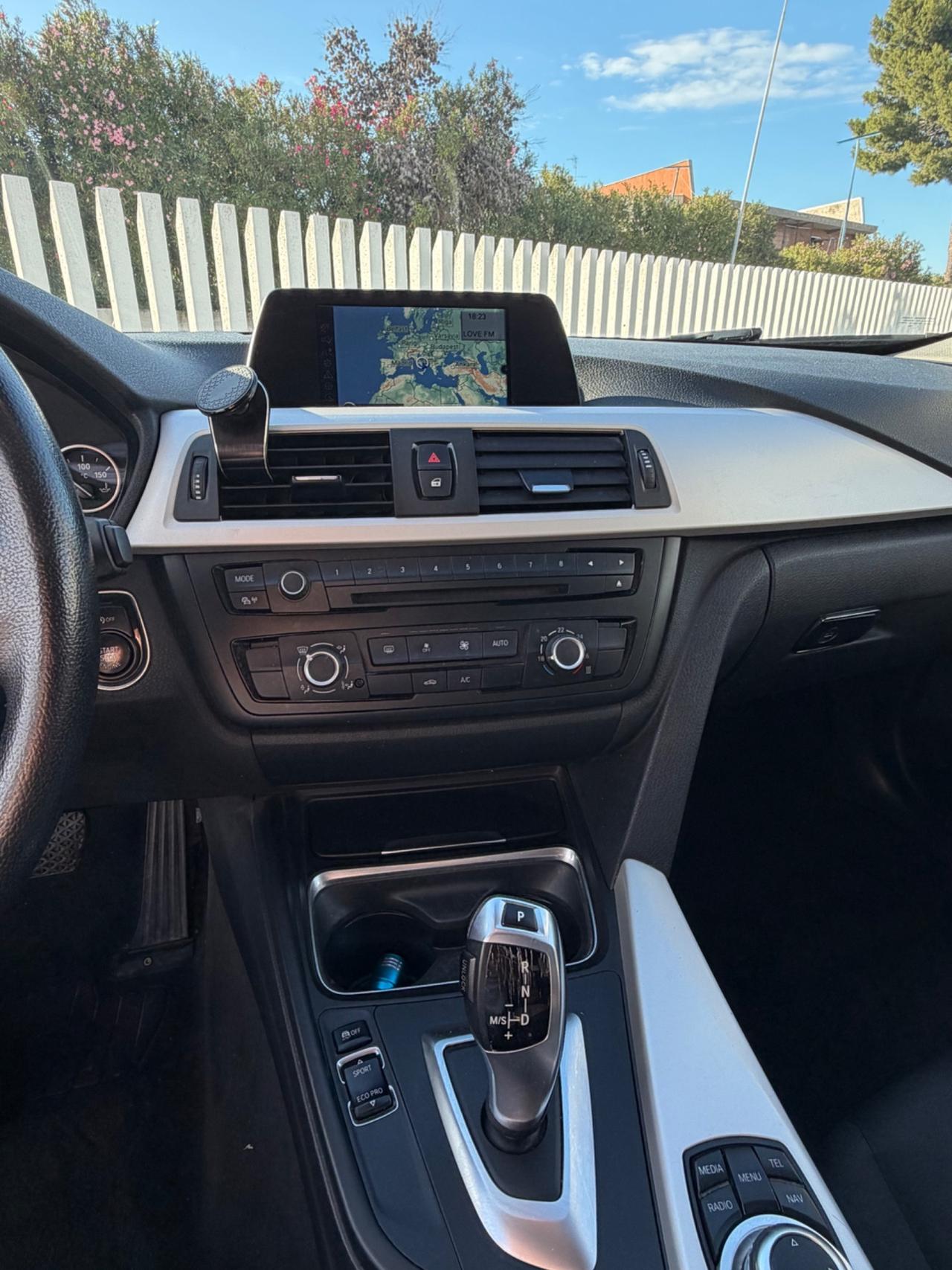 Bmw 320 320d Touring Sport