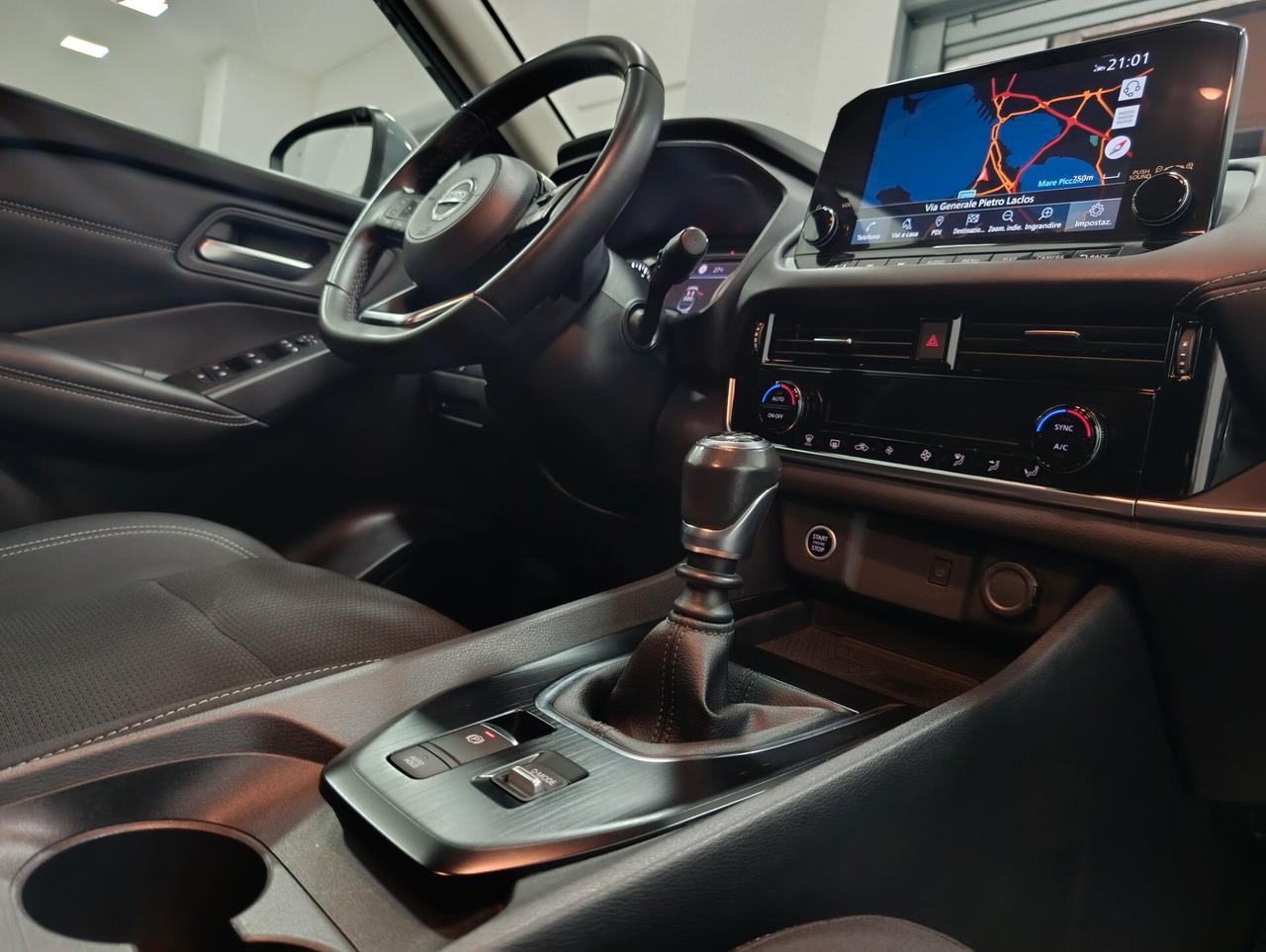 Nissan Qashqai MHEV 140 CV Business