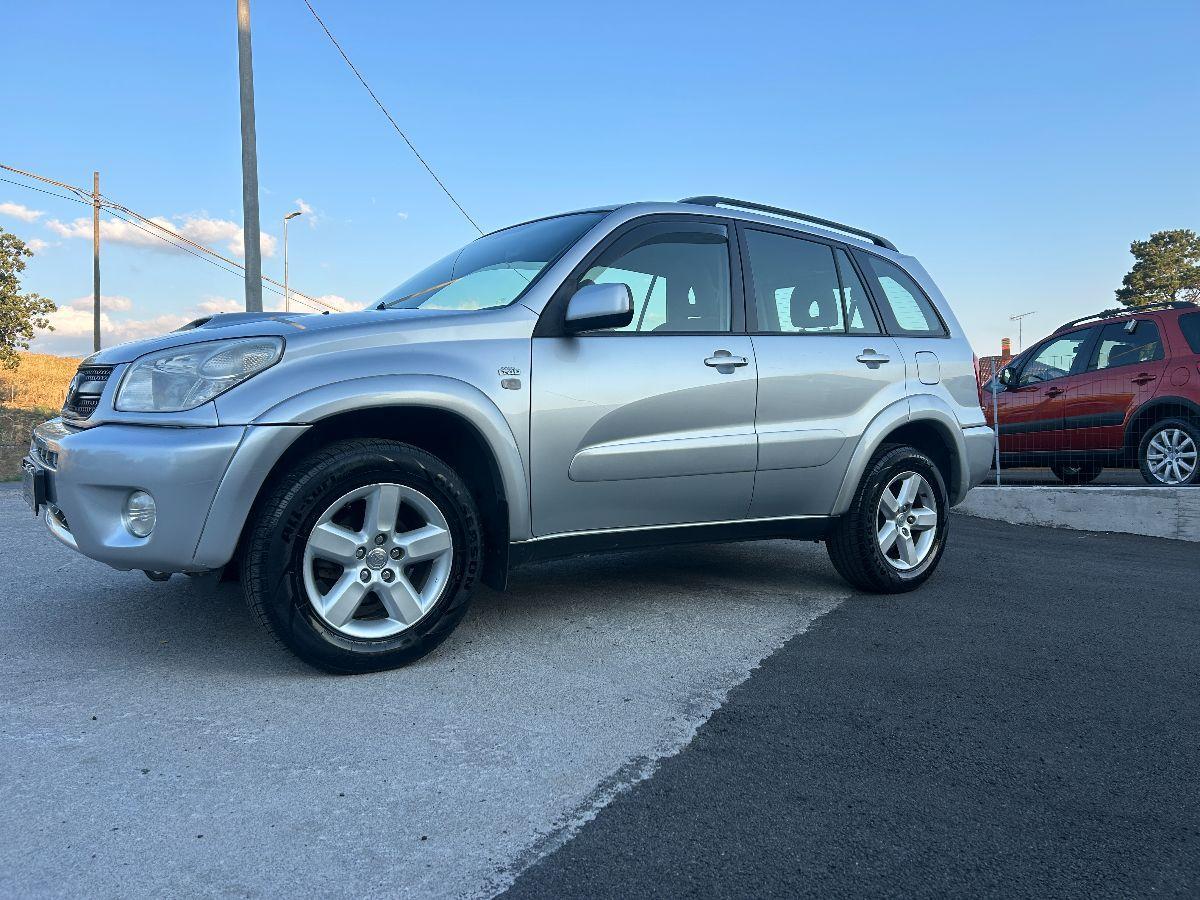 TOYOTA - RAV4 - 2.0 Tdi D-4D 116cv 5 porte Sol