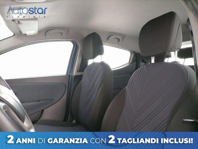 Lancia Ypsilon 1.0 firefly hybrid Gold s&s 70cv