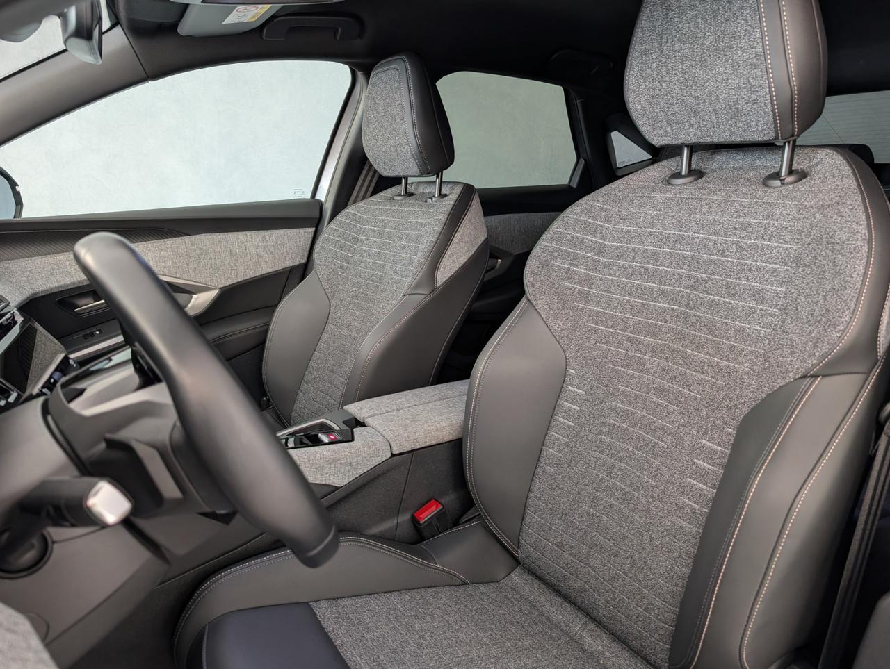 Peugeot 3008 1.2 Hybrid 145cv e-dcs6 Allure