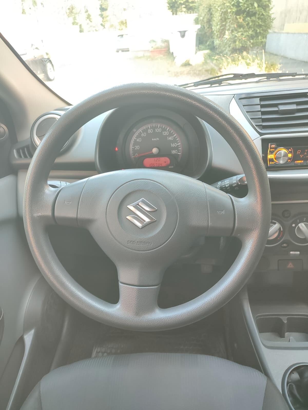 Suzuki Alto 1.0 VVT GLX