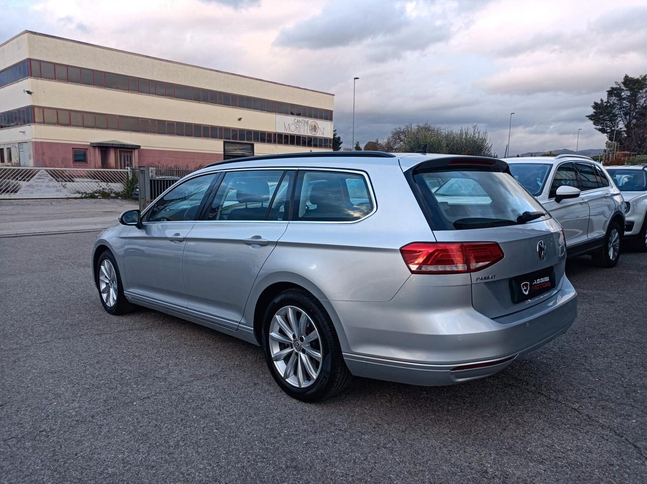 Volkswagen Passat Variant 2.0 TDI DSG Business BlueMotion Tech