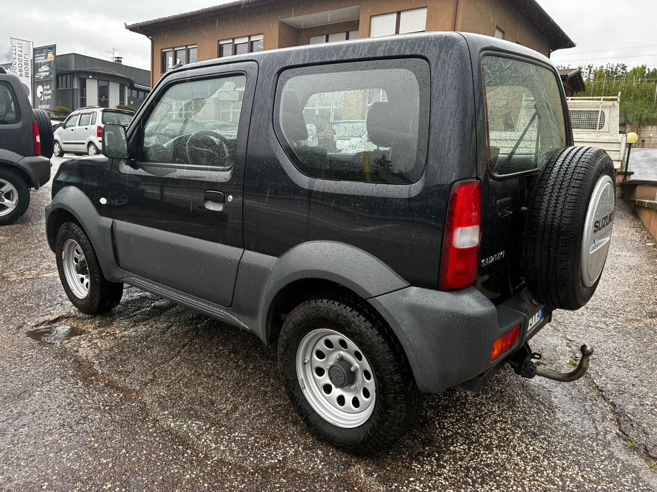 SUZUKI JIMNY 4WD 1.3i 85CV - GANCIO TRAINO