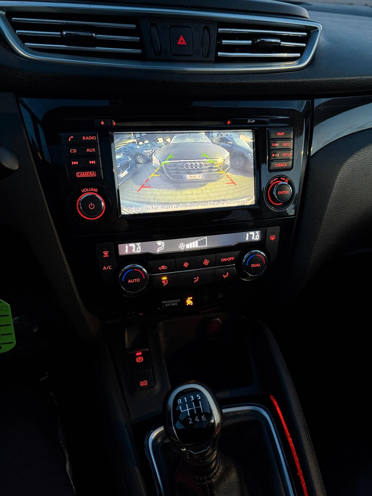 Nissan Qashqai 1.5 dCi N-Connecta