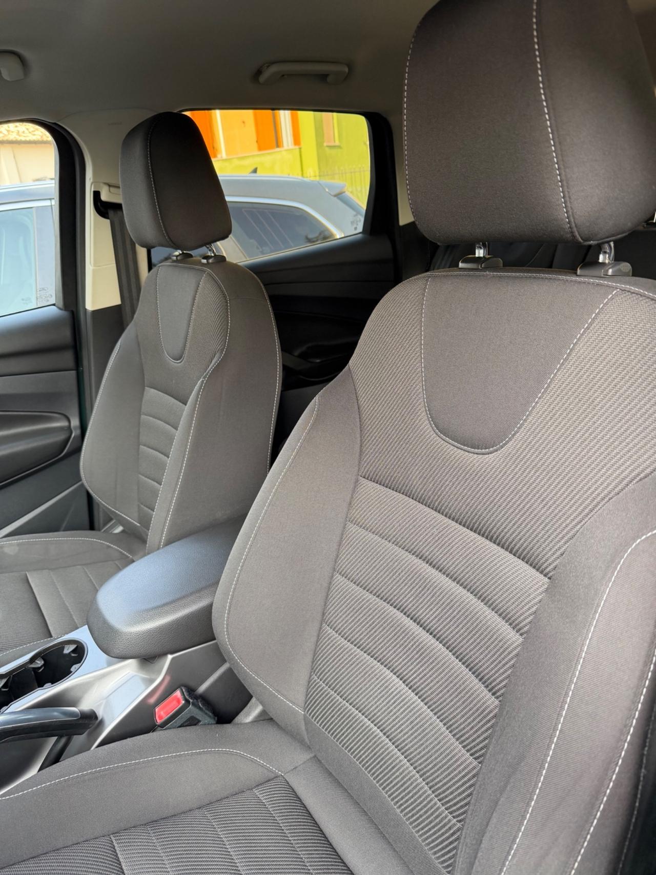 Ford Kuga 1.5 EcoBoost 120 CV S&S 2WD Titanium