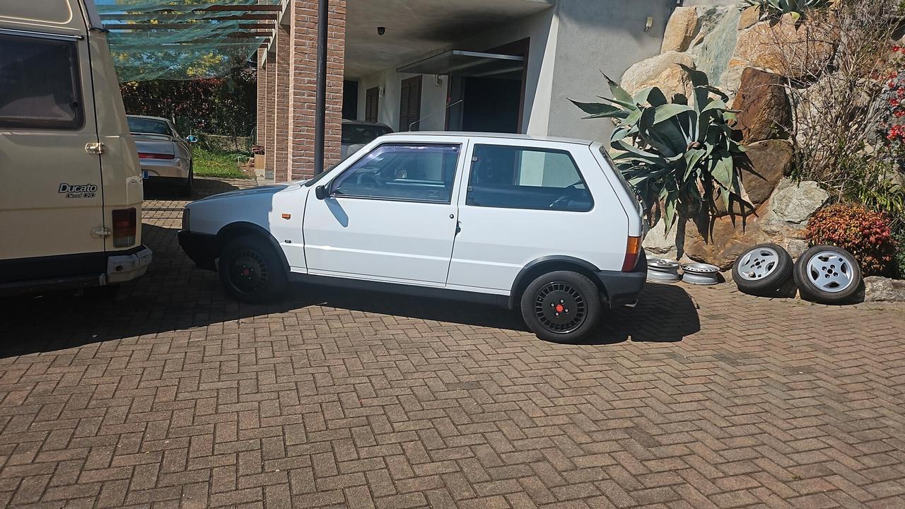 Fiat Uno 45 3 porte SL Maggiora rarissima originale