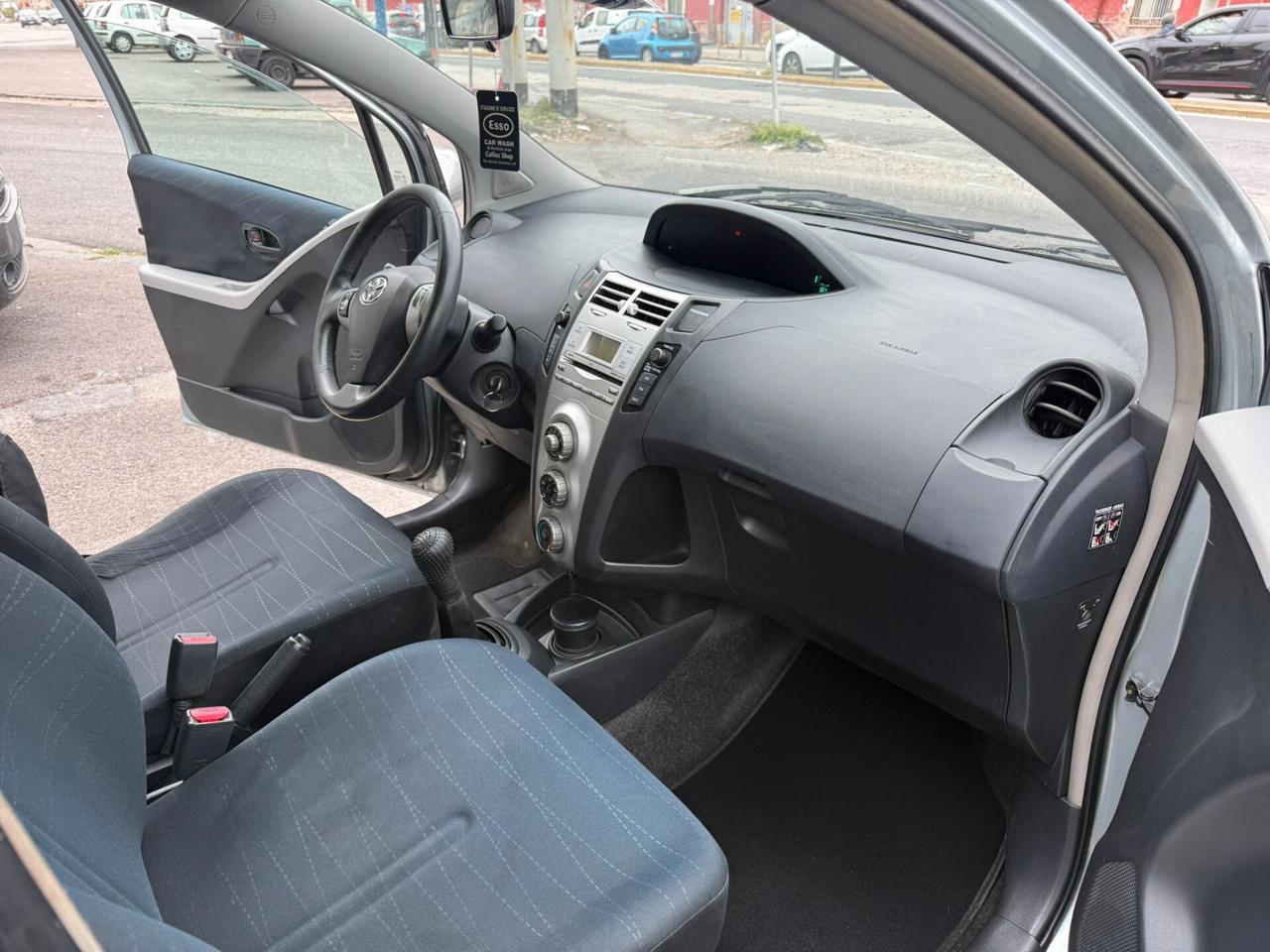 Toyota Yaris 1.3 2006 TAGLIANDATA