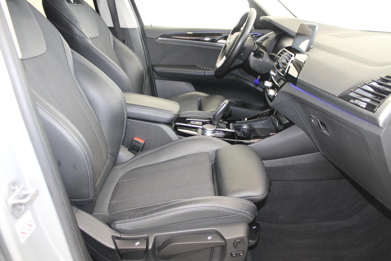 BMW X3 Sdrive 18d X-LINE Auto