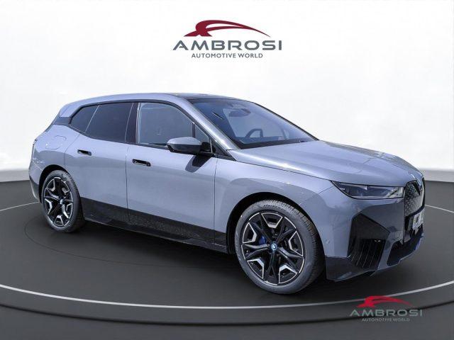 BMW iX xDrive40 Pacchetto Sportivo