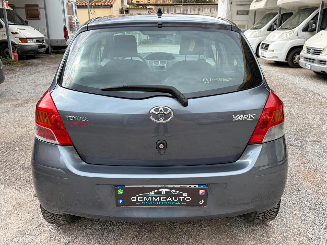 Toyota Yaris 1.0 5 porte Now 12 MESI DI GARANZIA