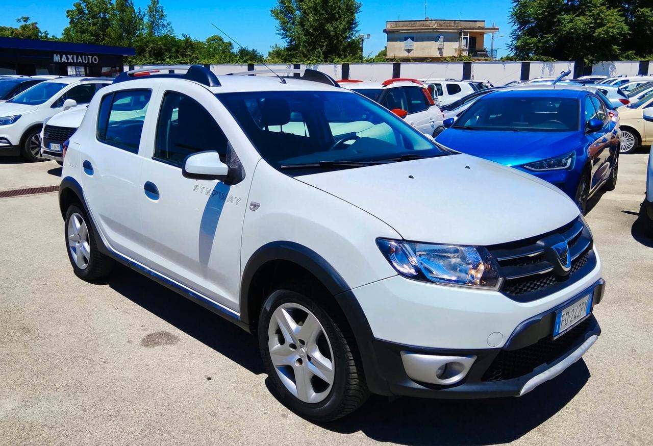 Dacia Sandero Stepway GPL 1 PROPRIETARIO