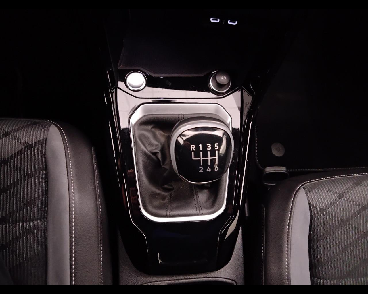 VOLKSWAGEN T-Roc I 2022 - T-Roc 1.0 tsi R-Line 110cv