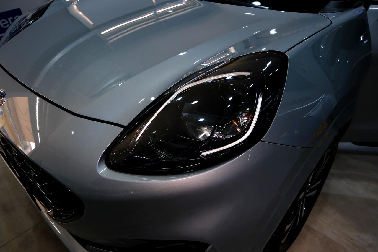 Ford Puma ST LINE HYBRID 125cv COCKPIT