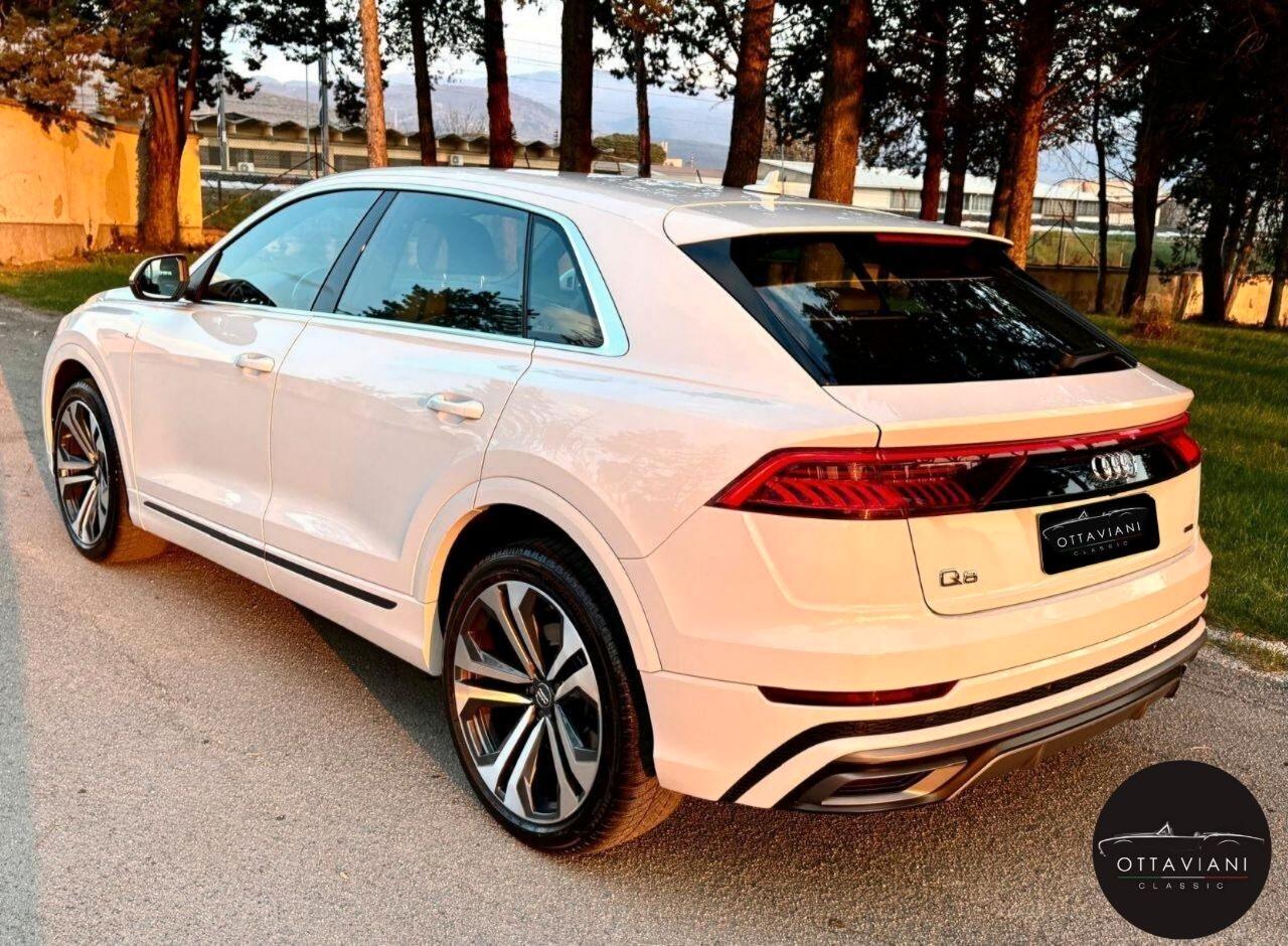 Audi Q8 S-line unipro full book service Audi