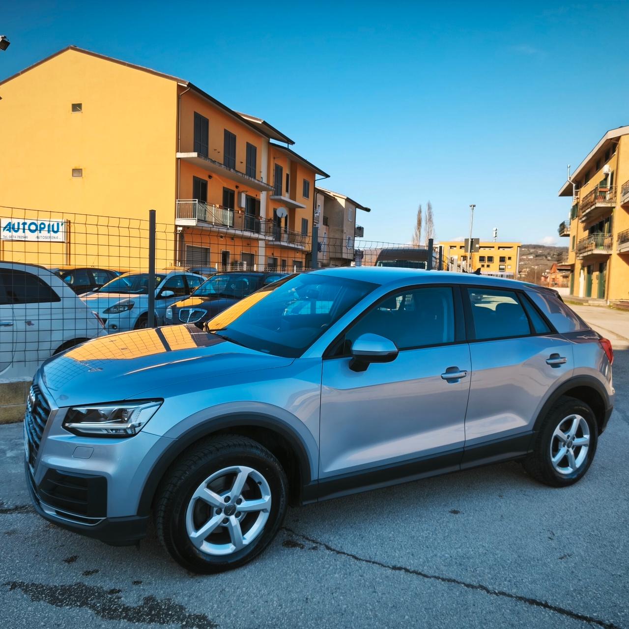 Audi Q2 30 TDI Business E6d