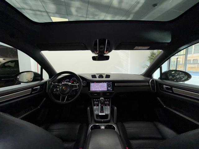 PORSCHE Cayenne Coupé 3.0 V6 / 360°/ GANCIO TRAINO / SOSP. P.A.S.M