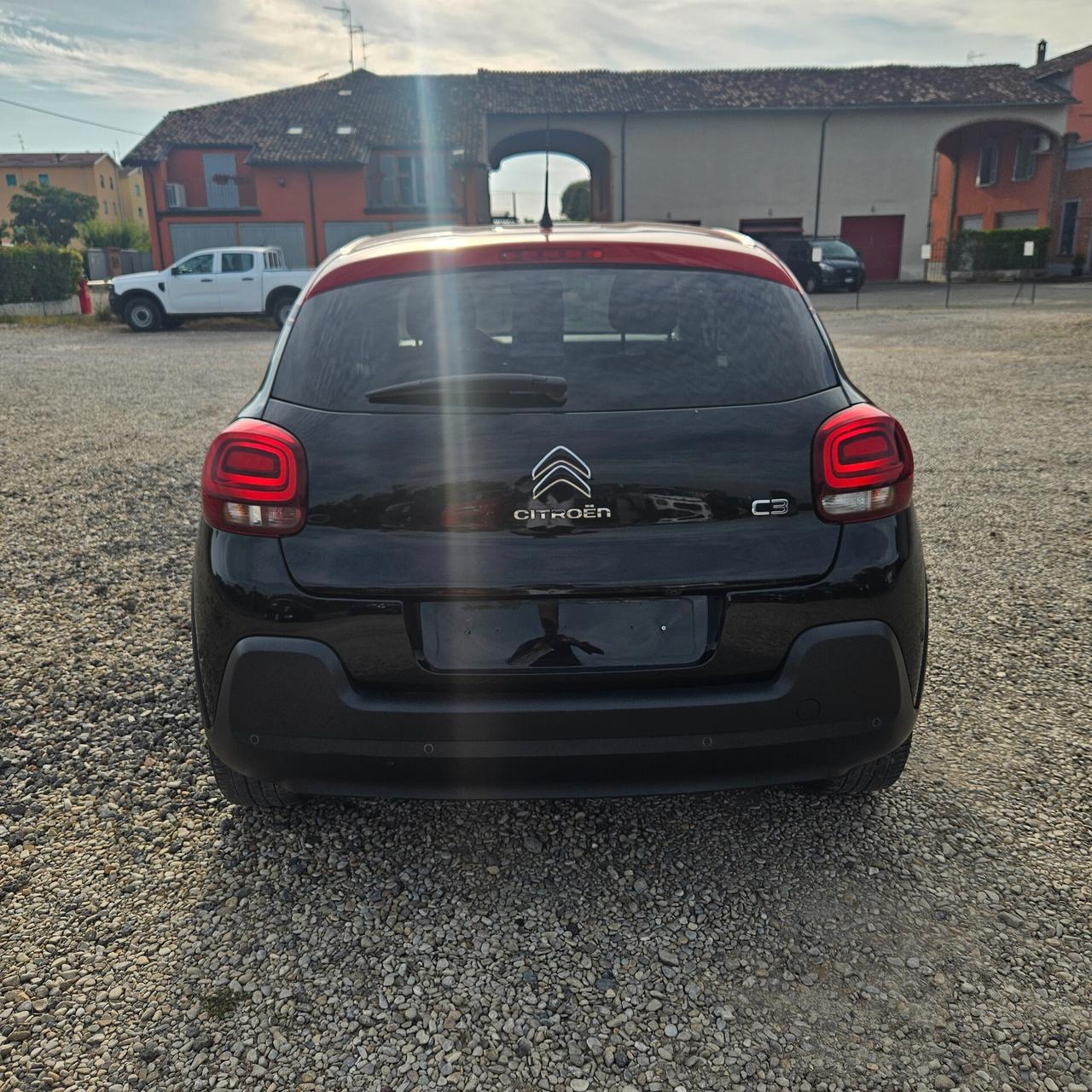 Citroen C3 1.2 82 Shine FULL UNIPRO DA 89€ MESE