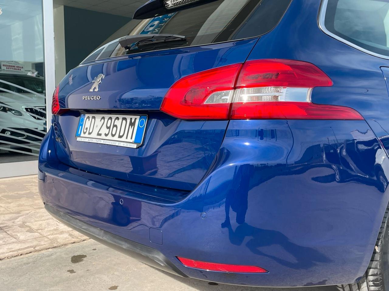 Peugeot 308 BlueHDi 130 S&S EAT8 SW Allure