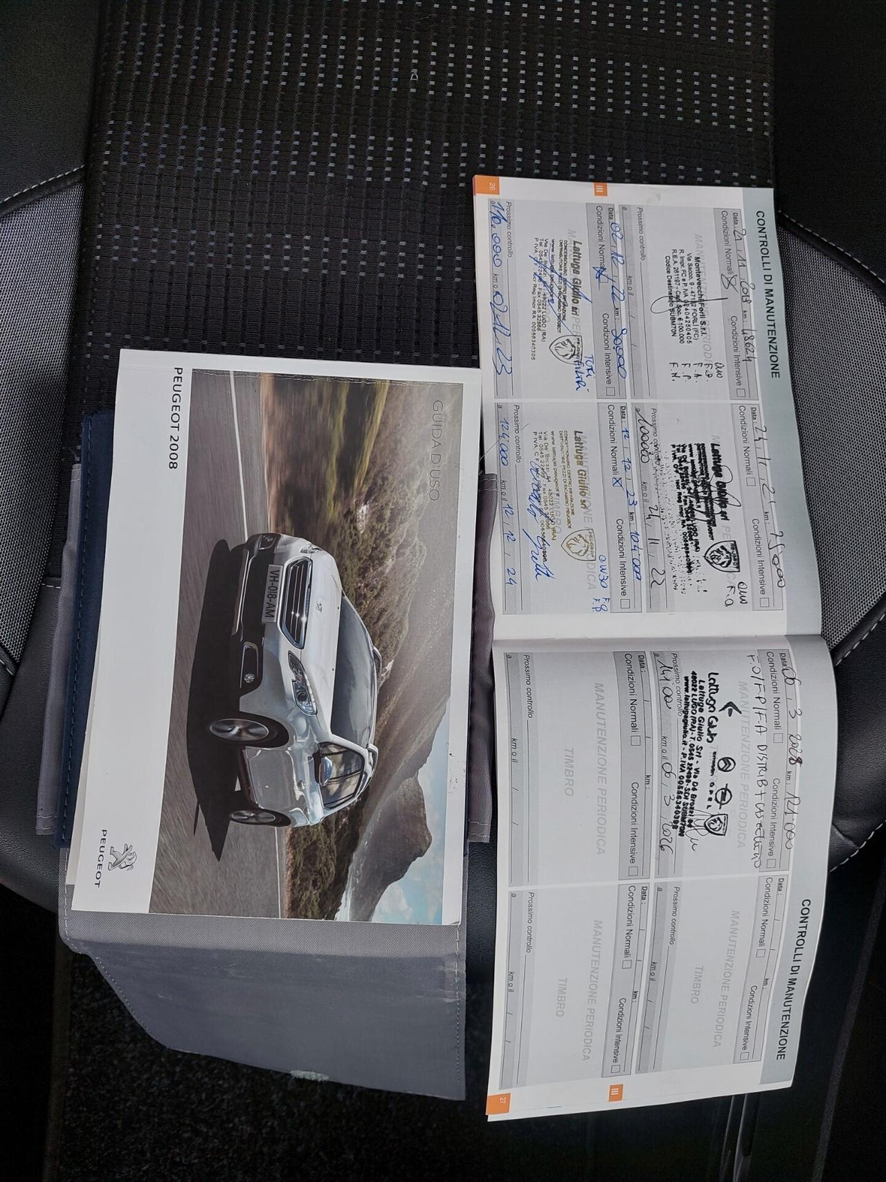 Peugeot 2008 BlueHDi 100cv Allure