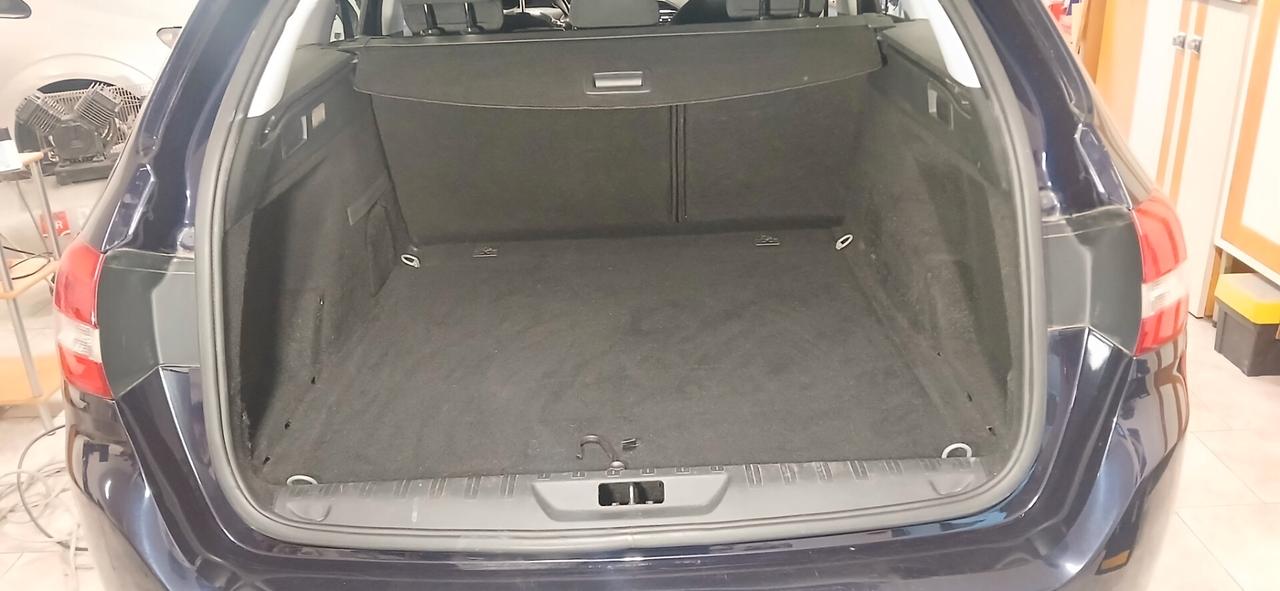 Peugeot 308 1.6 hdi s.w. neopatentati