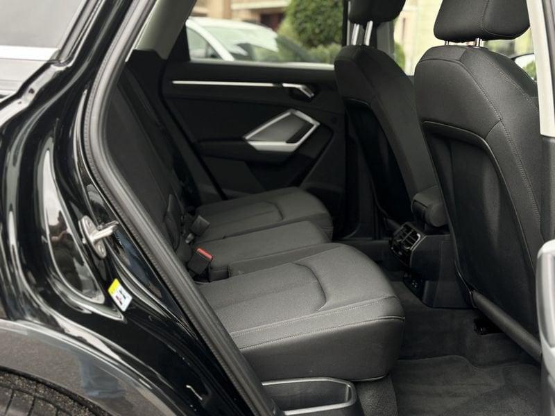 Audi Q3 Q3 35 TDI S tronic Business Advanced