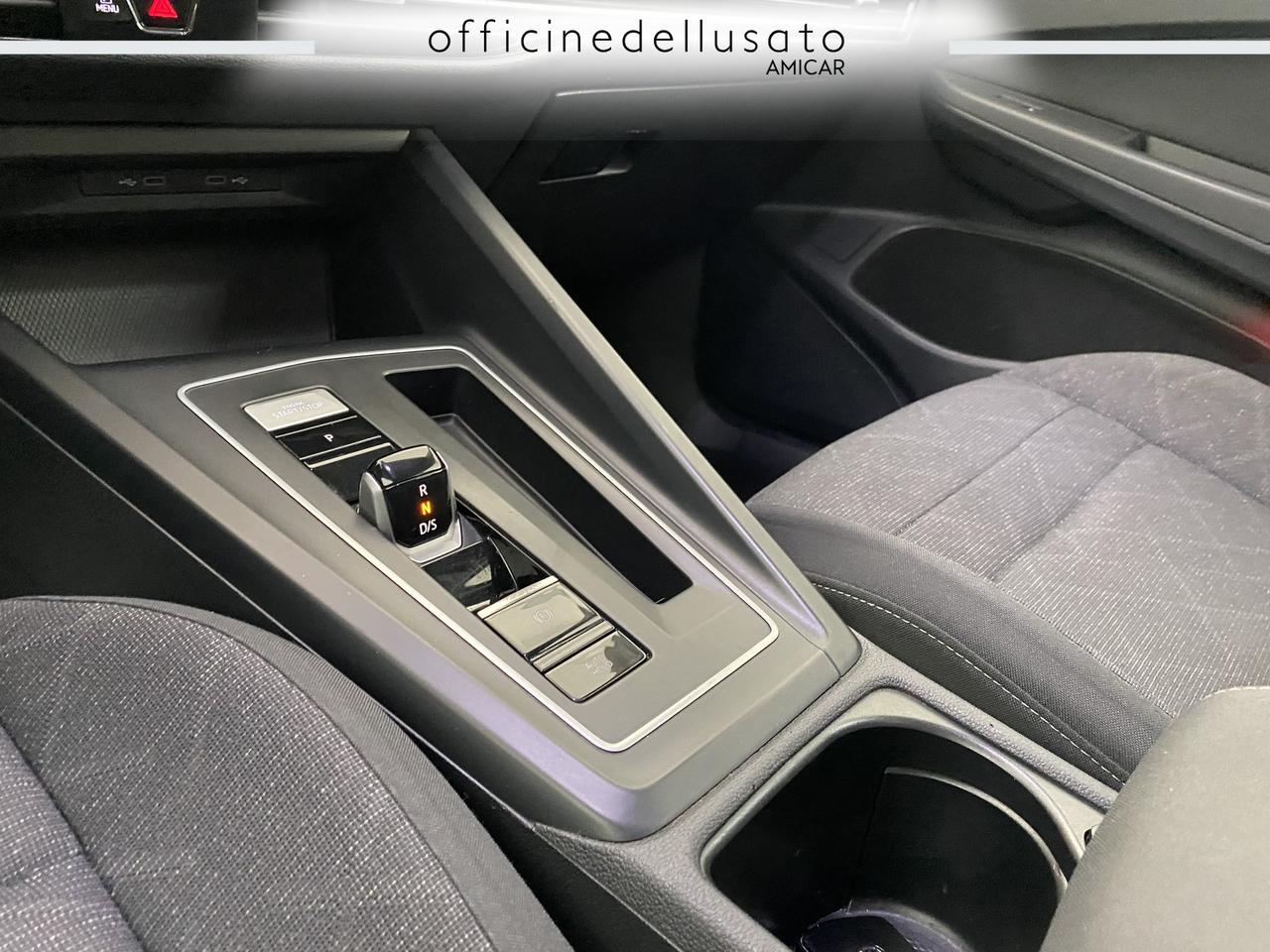 Volkswagen Golf 2.0 tdi scr 115cv life dsg