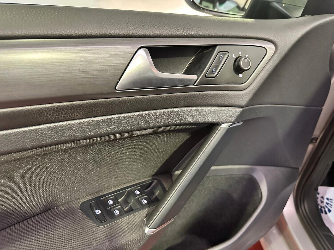 Volkswagen Golf 7.5 Variant 1.5 TSI 130 CV EVO Business BlueMotion