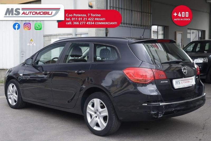 Opel Astra Opel Astra 1.6 CDTI EcoFLEX S&S Sports Tourer Cosmo 81KW ANNO 2015
