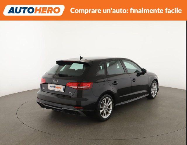 AUDI A3 SPB 2.0 TFSI quattro S tronic Sport