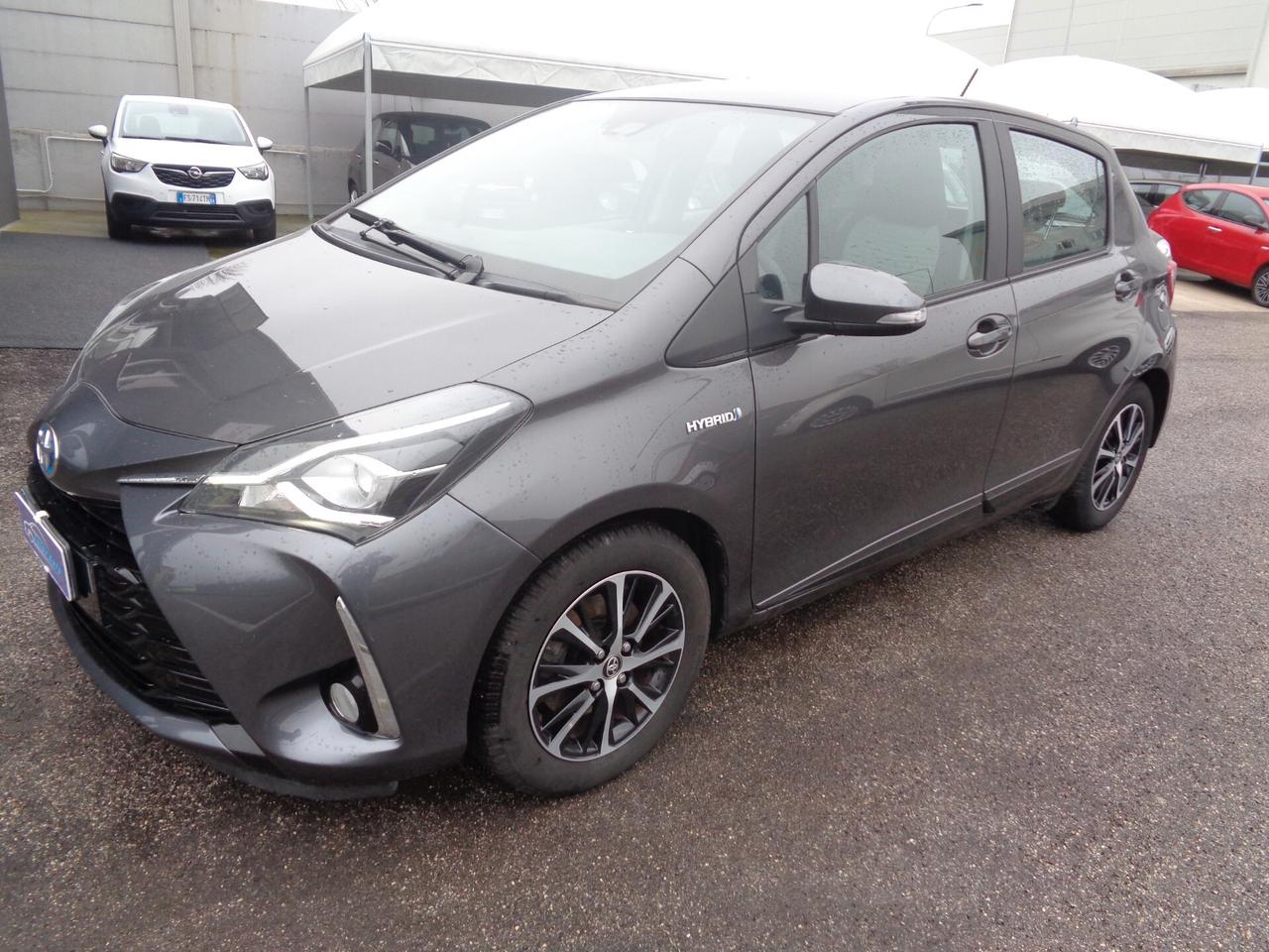 Toyota Yaris 1.5 Hybrid 5 porte Active