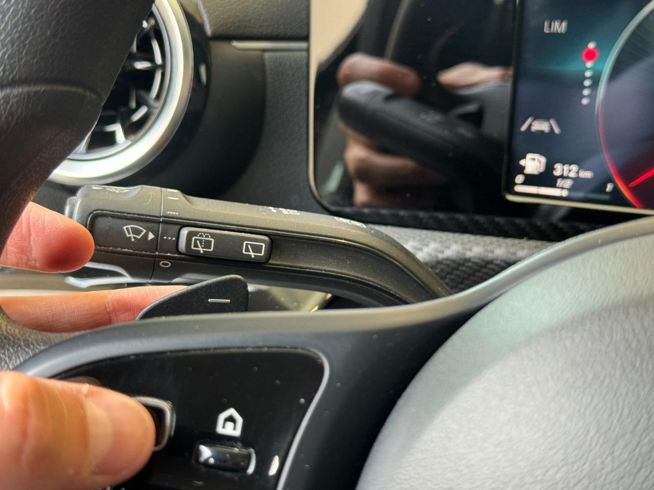 MERCEDES-BENZ CLA 180 d Automatic Shooting Brake Business Extra