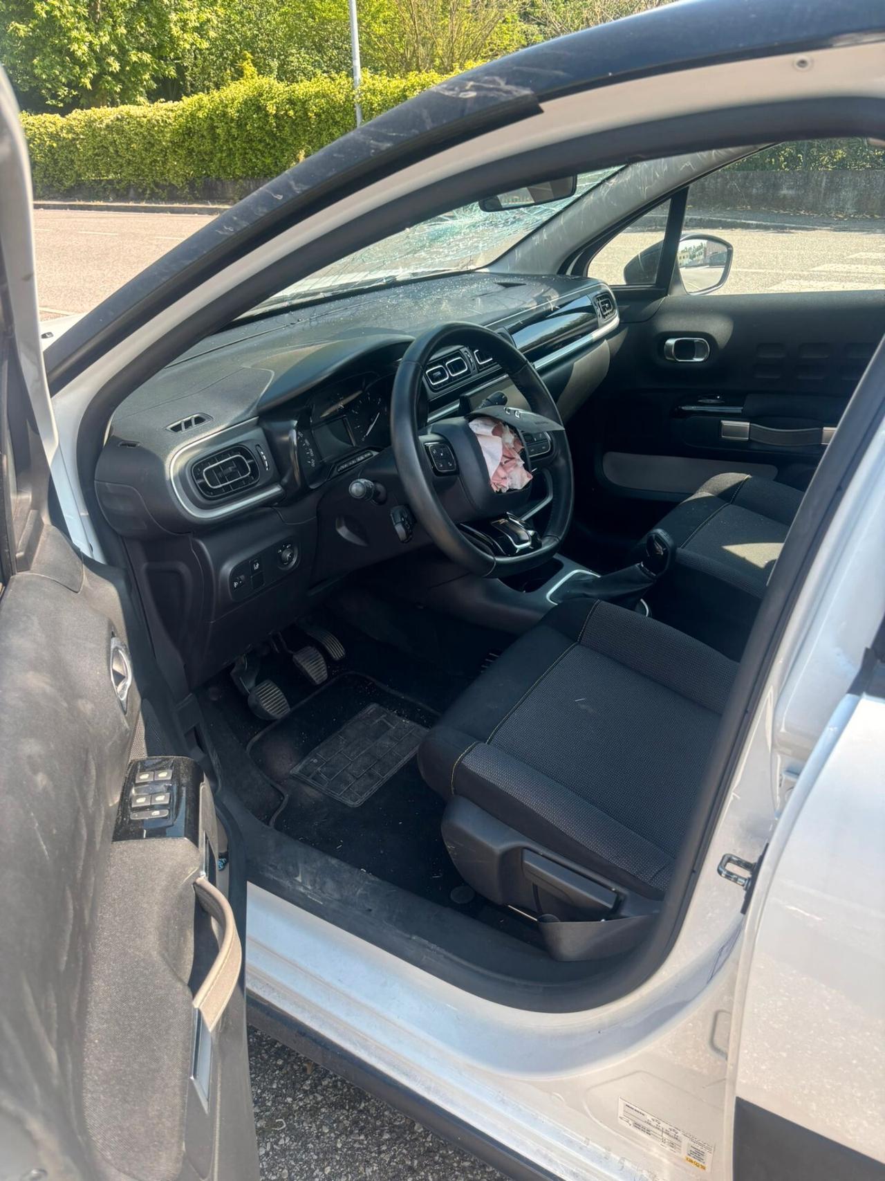 Citroen C3 PureTech 110 S&S Shine