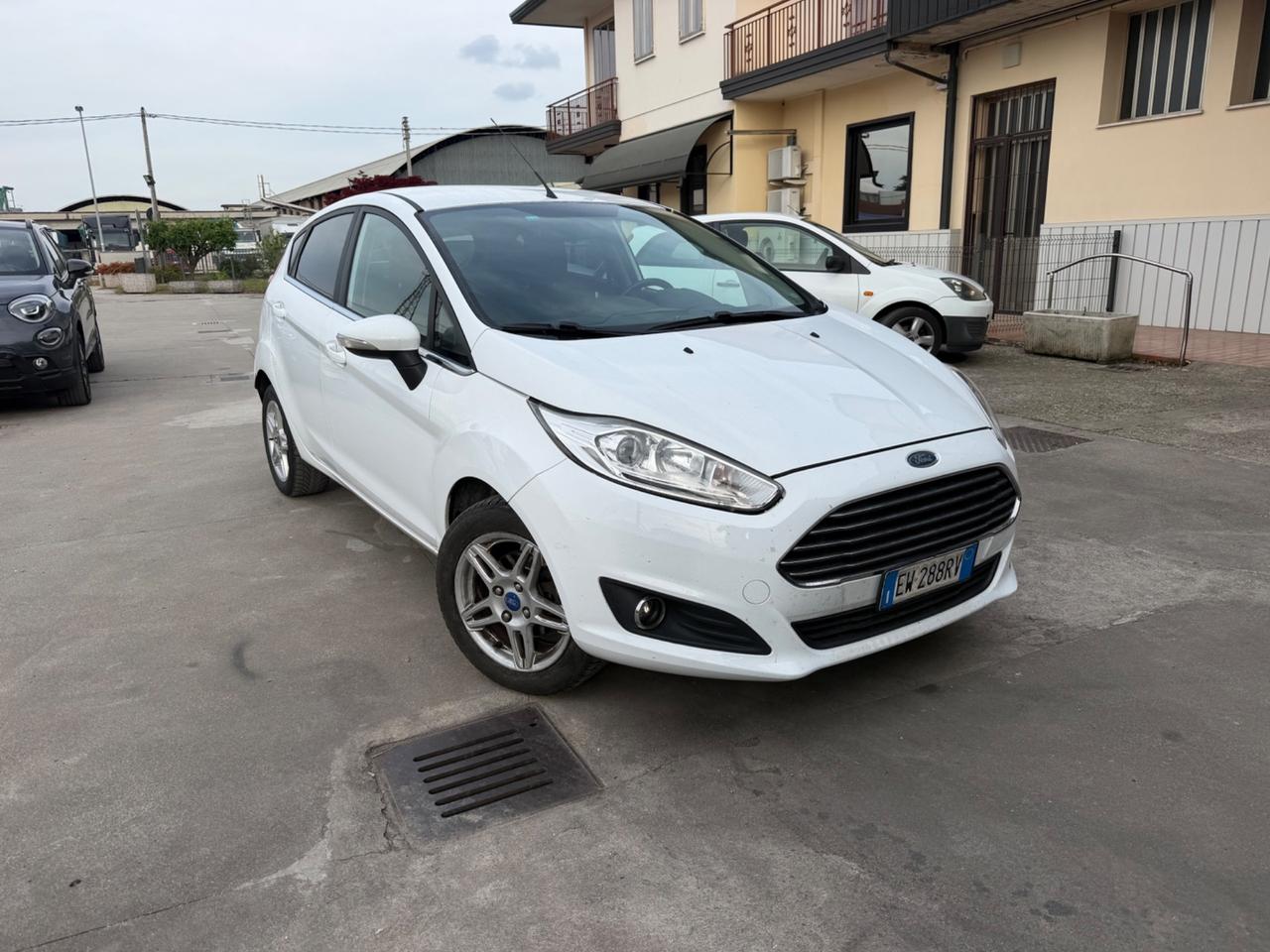 Ford Fiesta 1.4 5p. Bz.- GPL Titanium