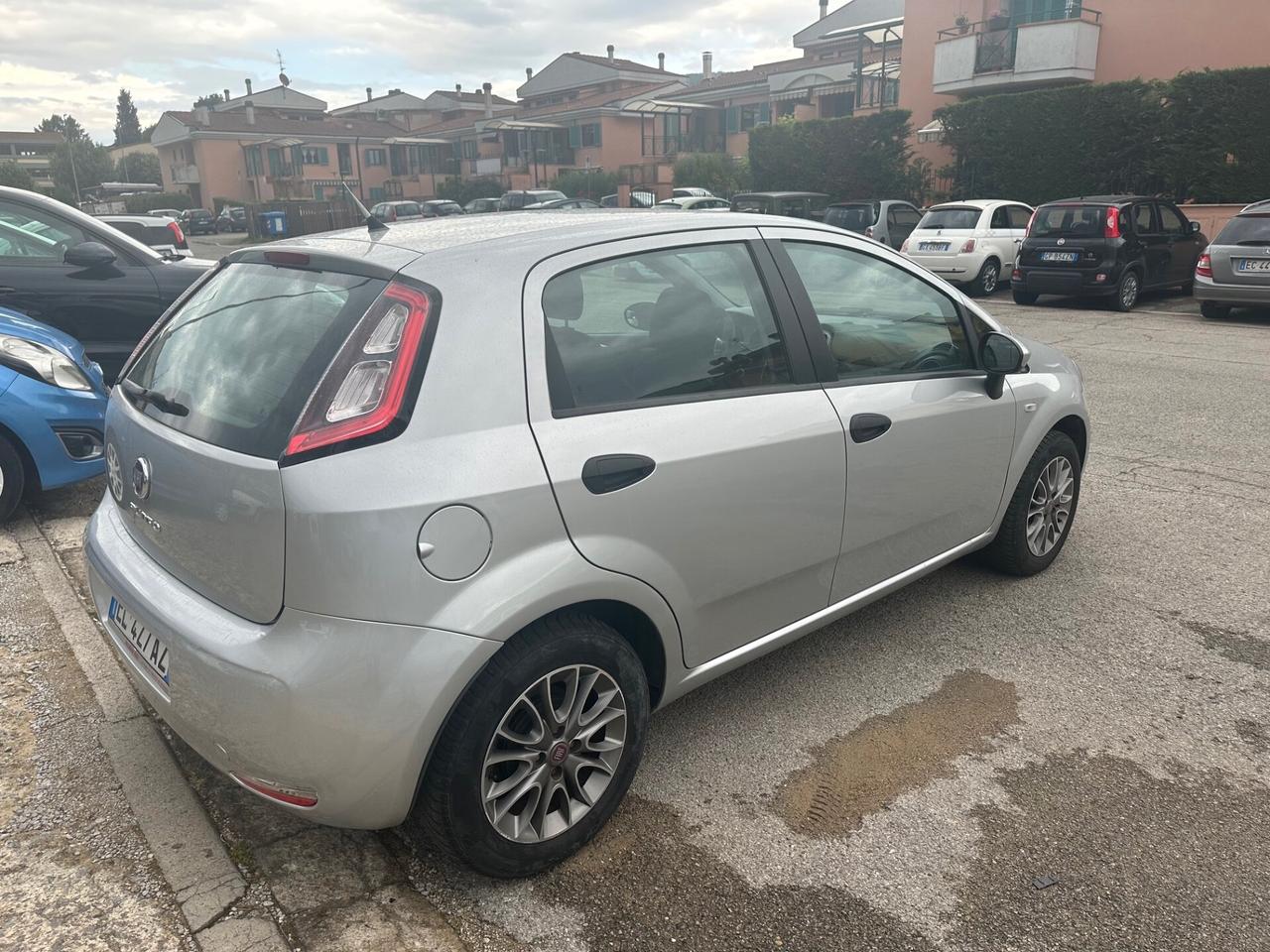Fiat Punto 1.2 8V 5 porte Lounge GPL ok neo patentati