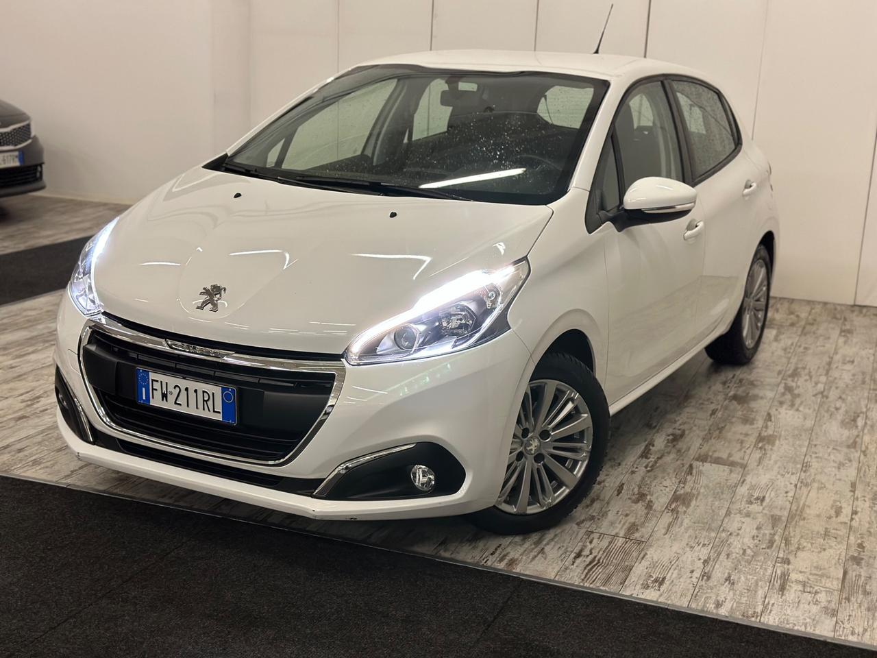 Peugeot 208 1.2 Benzina 5 porte Allure