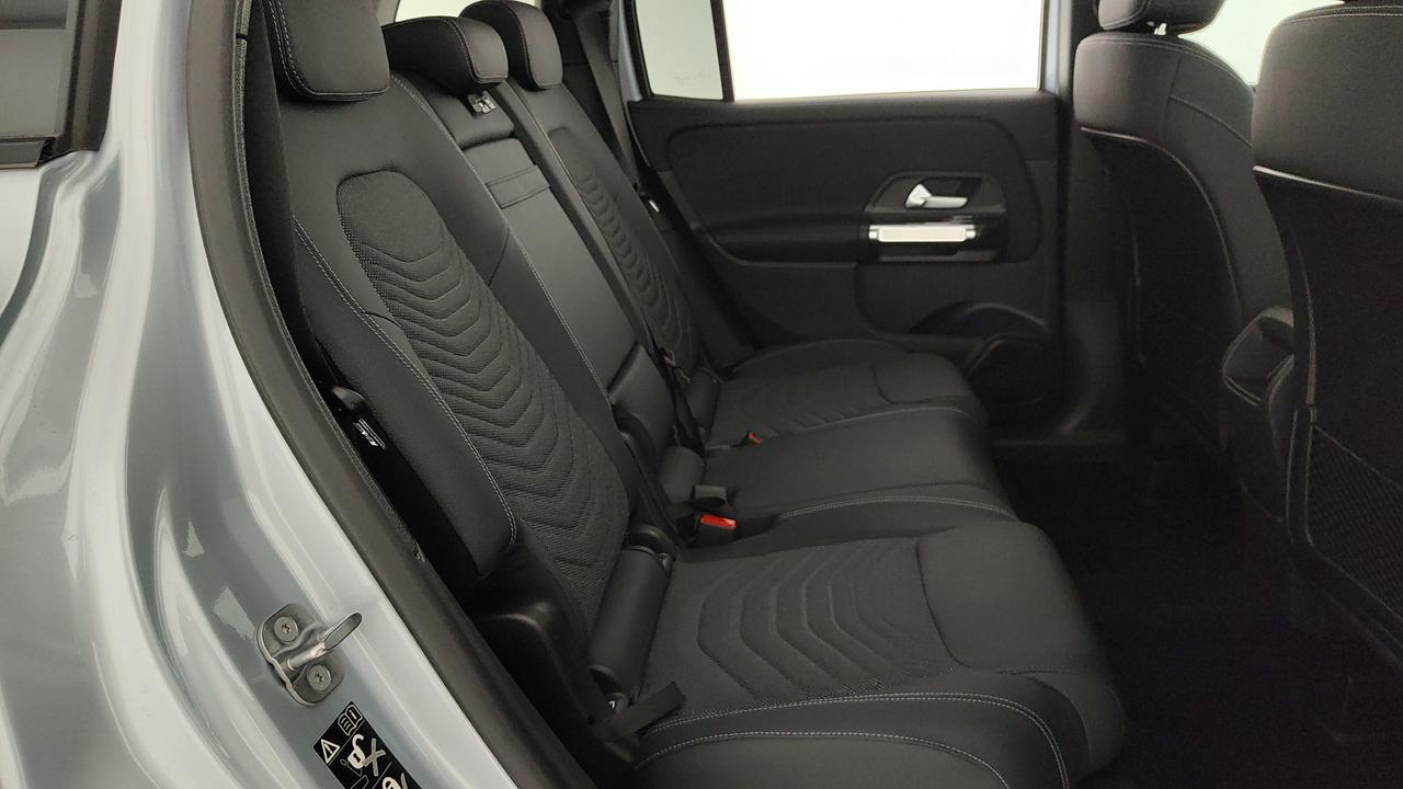 Mercedes-Benz GLB 200 d
