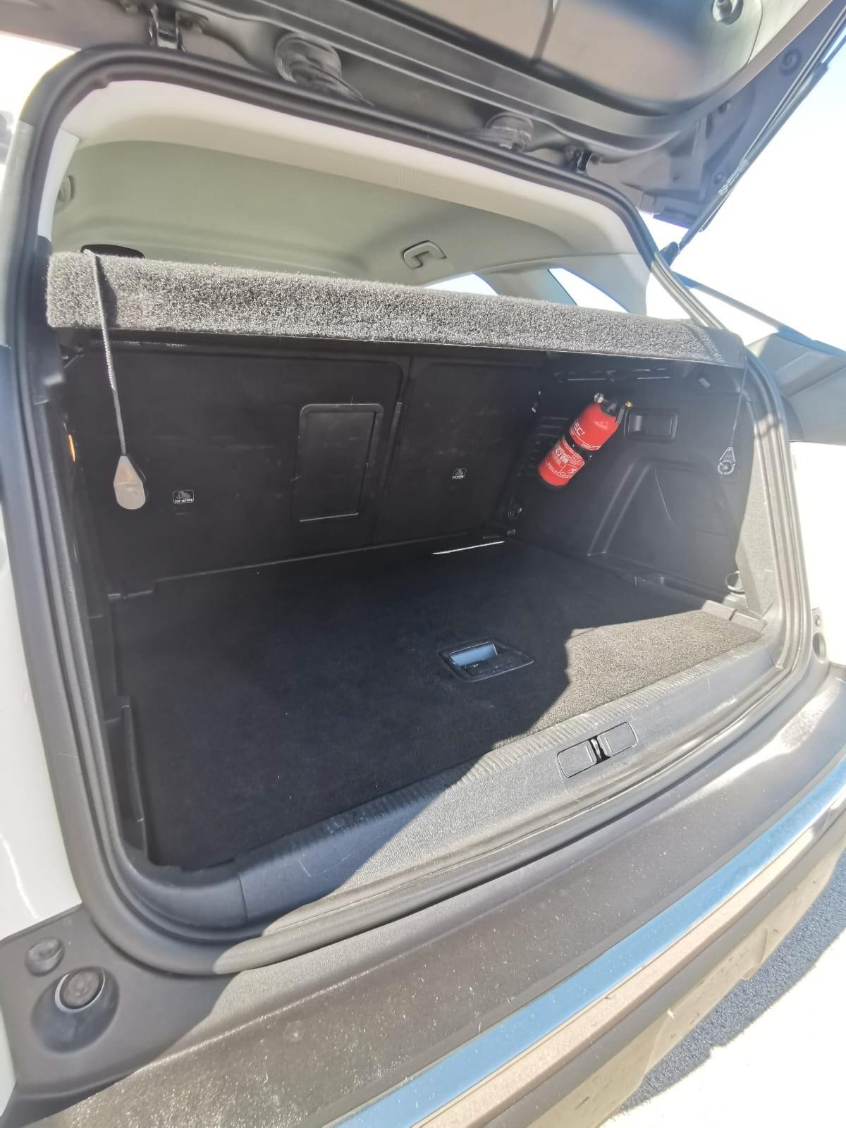 Peugeot 3008 BlueHDi 130 EAT8 Allure 2020