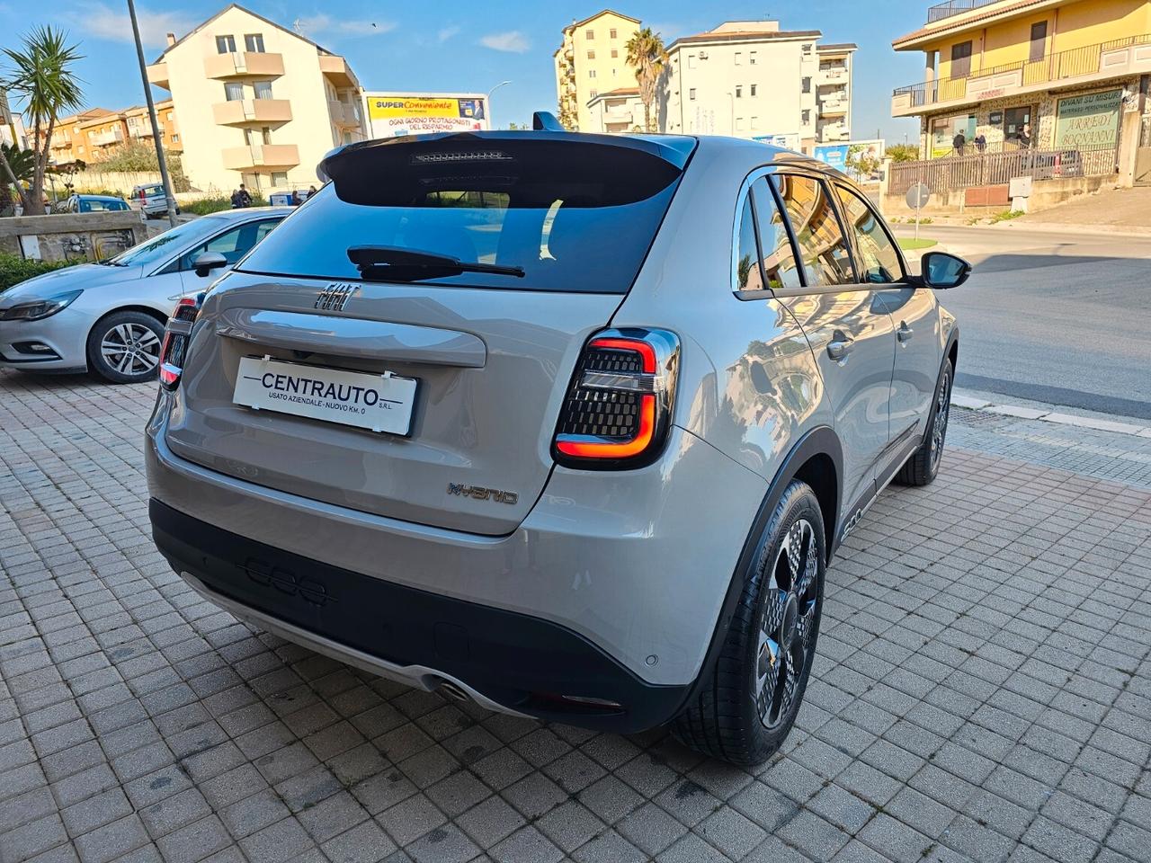 Fiat 600 Hybrid 110 CV DCT MHEV La Prima