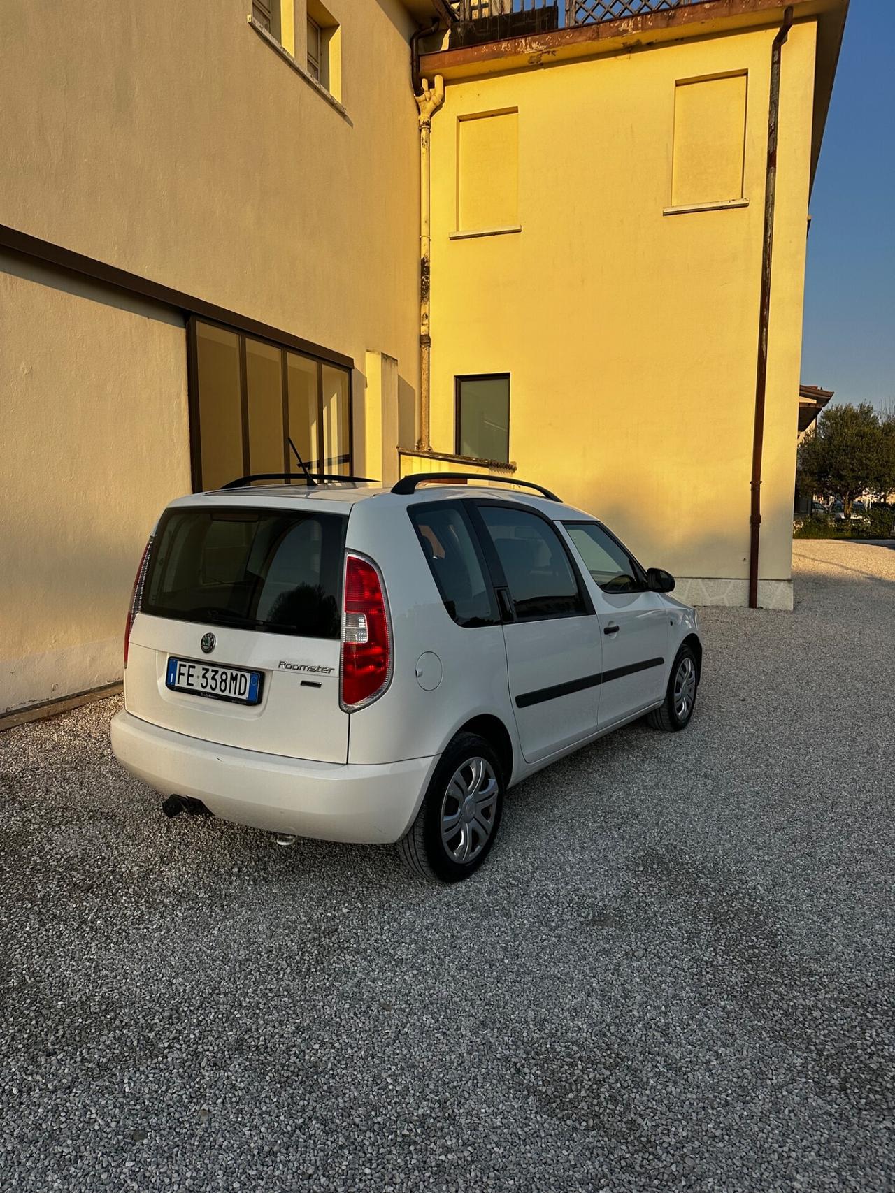Skoda Roomster 1.2 TDI CR 75CV