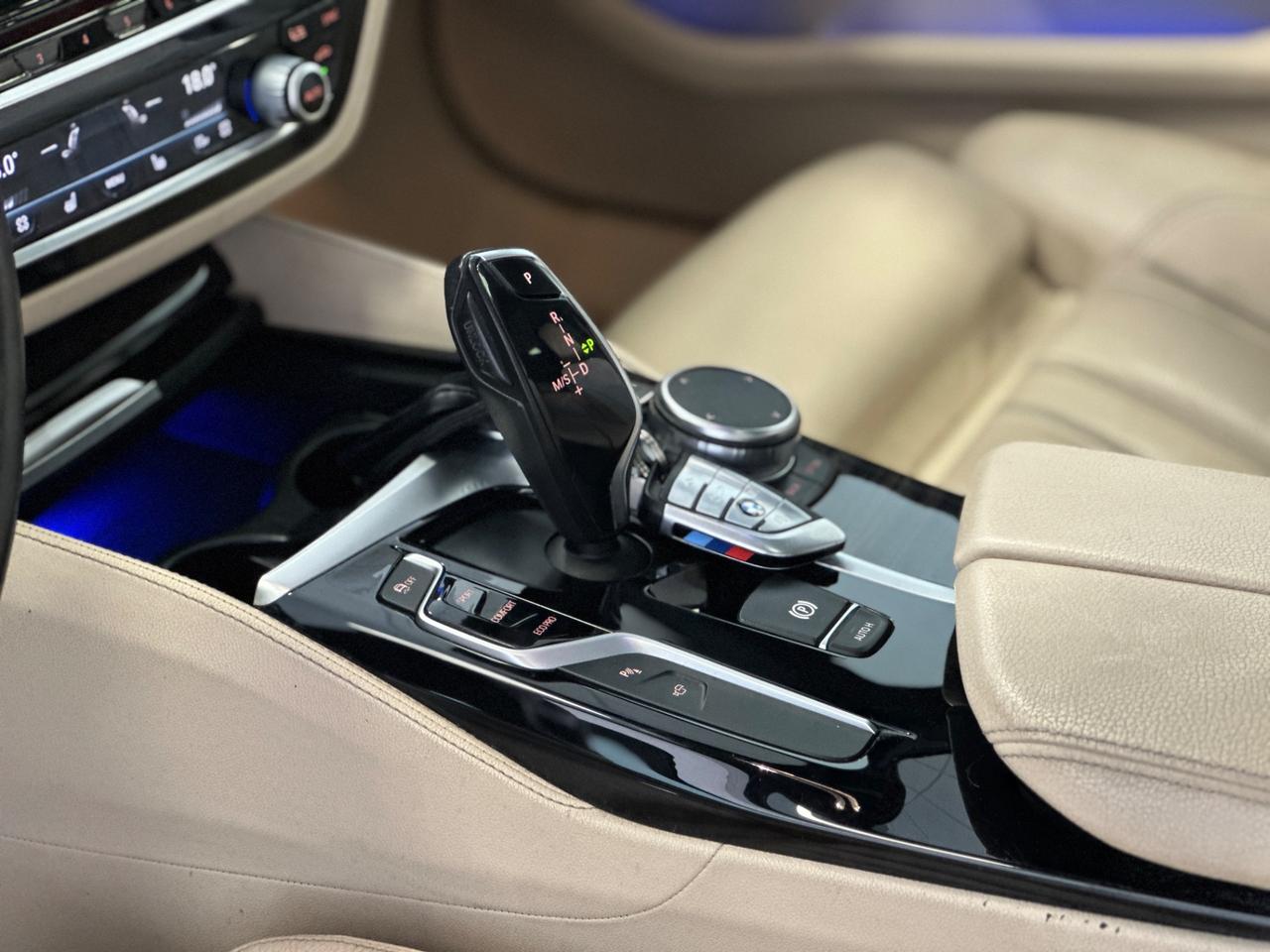 Bmw 530 Bmw 530d xDrive 265 cv Touring Msport